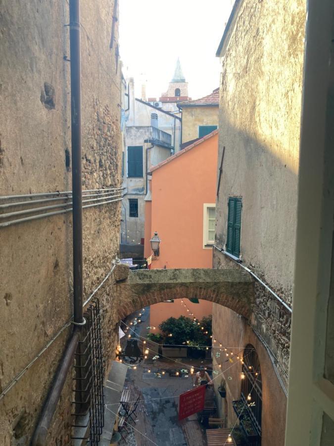 Archivolto Del Teatro Hotell Albenga Eksteriør bilde